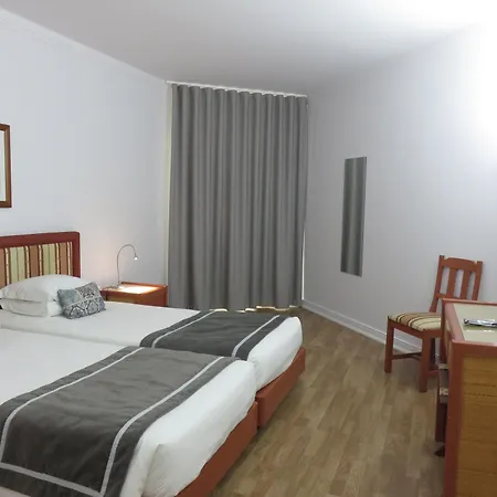 Hotel Clube Do 4*
