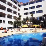 Szálloda Clube Do 4*