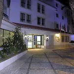 Szálloda Clube Do 4*