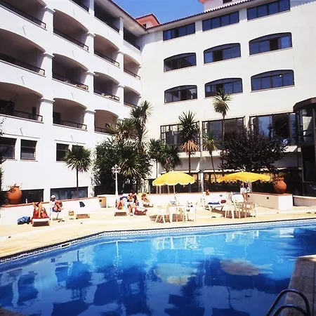 Hotel Clube Do 4*
