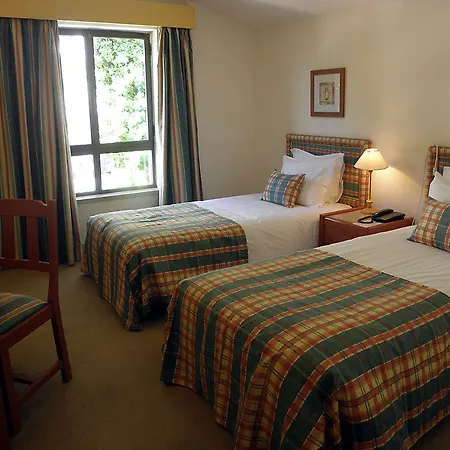 Hotel Clube Do 4*